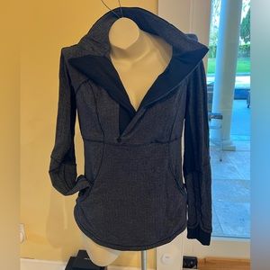 Lululemon athletic long sleeves zip shirt